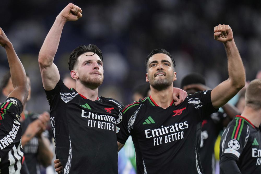 西队防线松 西队防线松