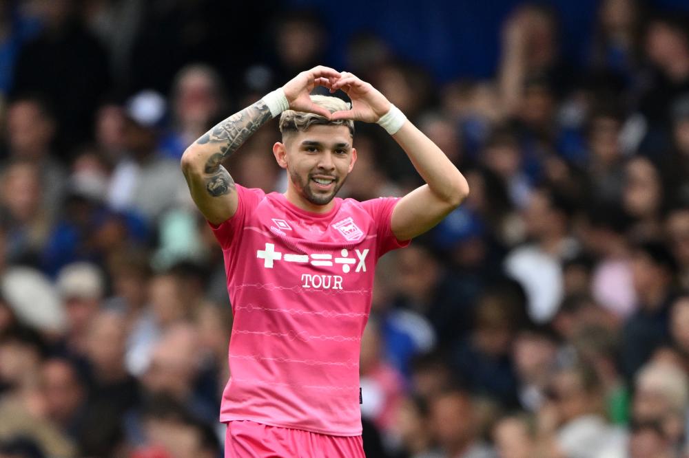 怀着坚定的 怀着坚定的