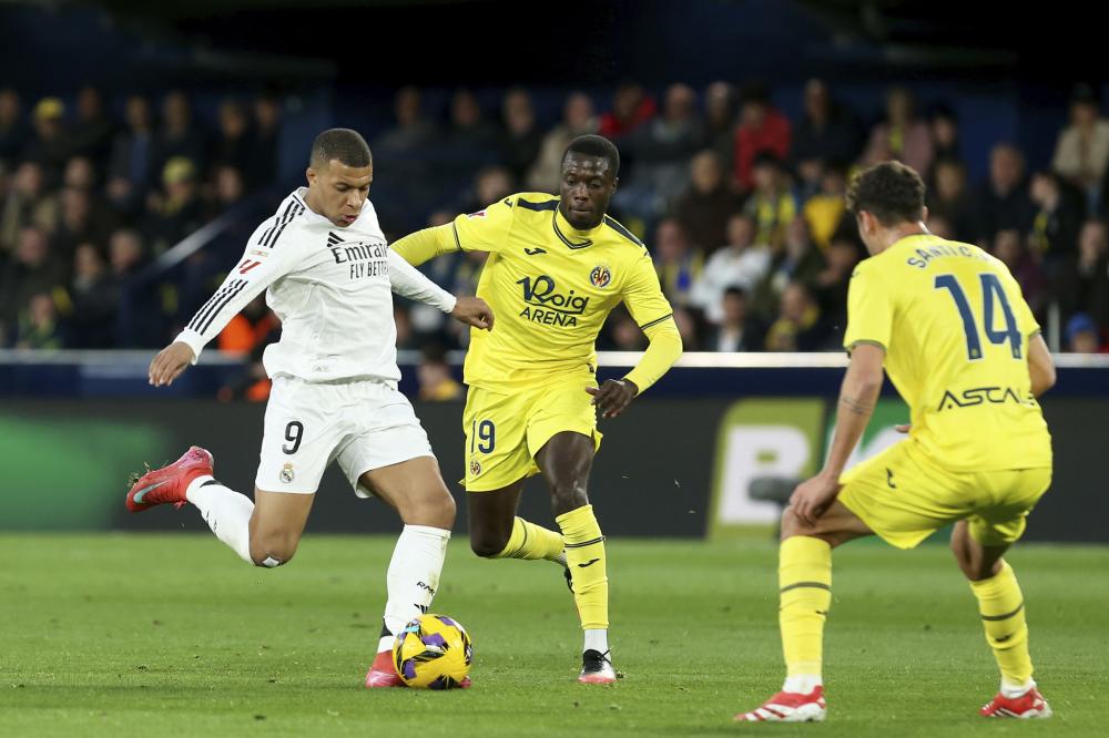 詹姆斯一人 詹姆斯一人